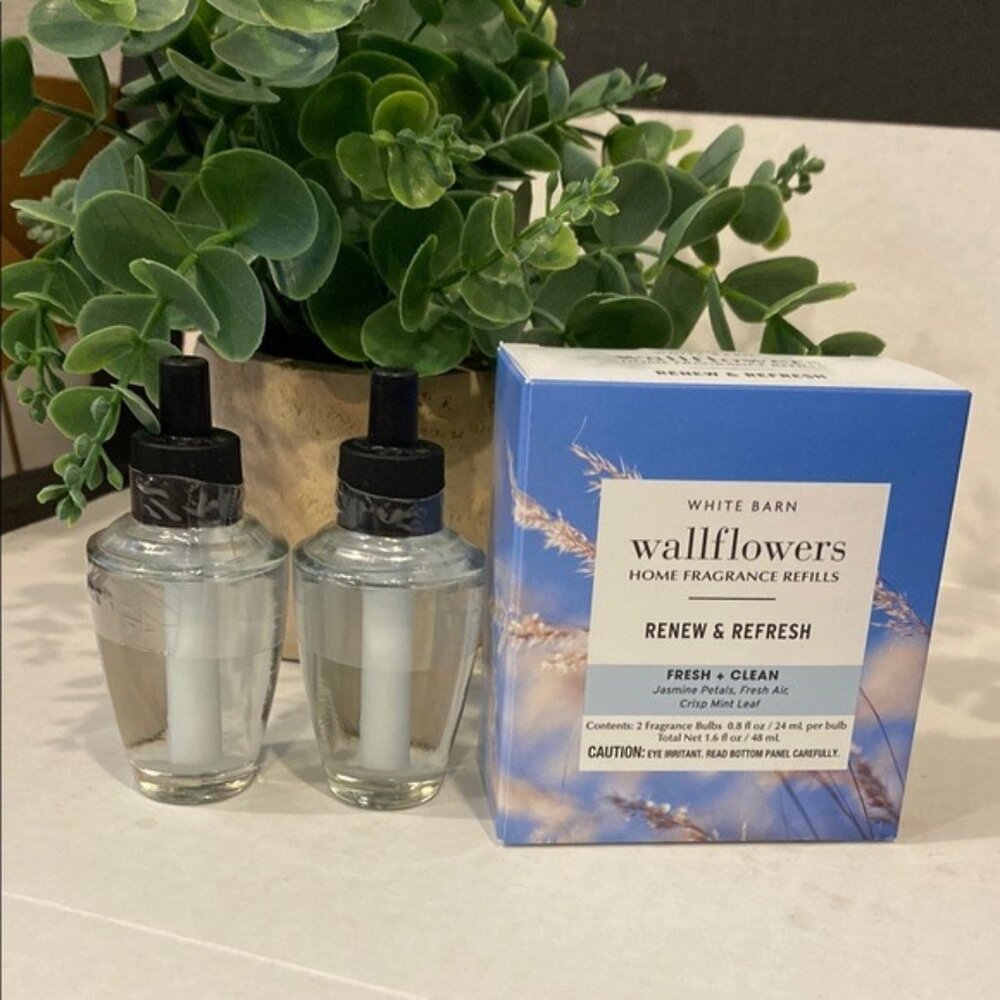 Bath & Body Works Wallflowers Home Fragrance Refills “Renew & Refresh"